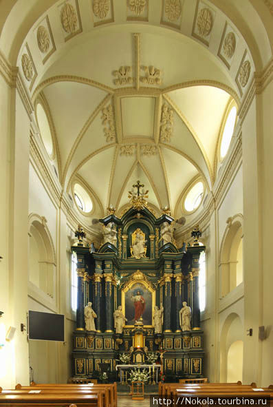 Костел св. Николая Ярослав, Польша