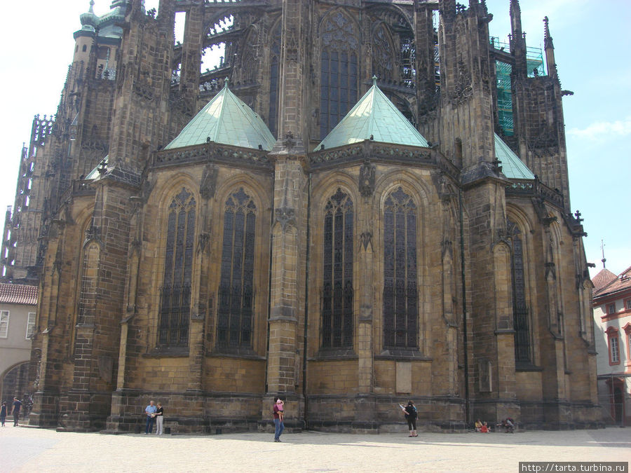 Прощальный взгляд на красоту готики Прага, Чехия