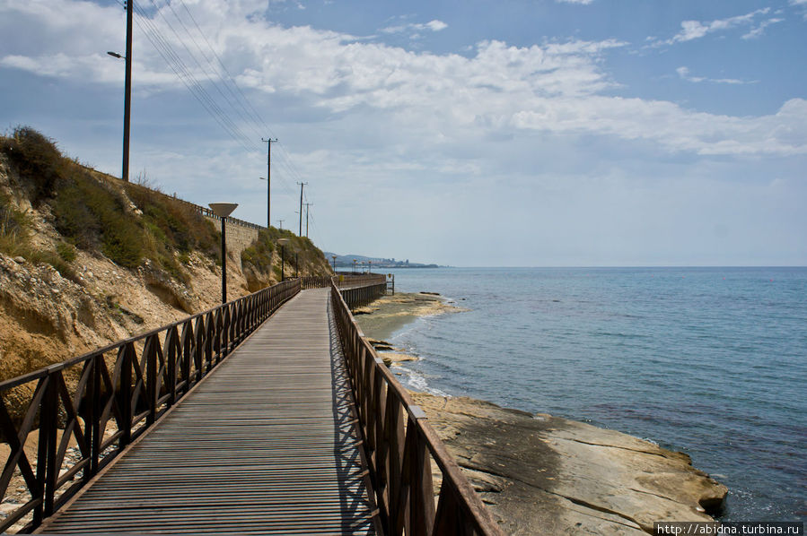 Серые пляжи Лимассола Лимассол, Кипр