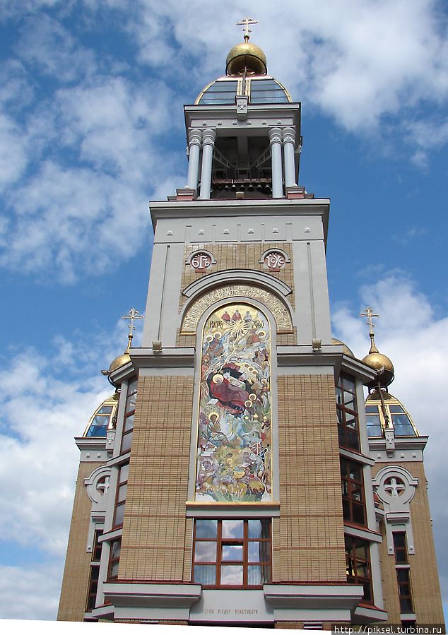 Главный фасад храма Киев, Украина