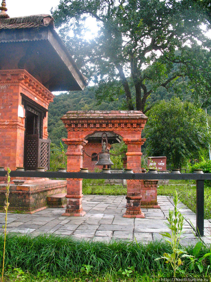 Храм Кадарешвор Махадев Мани Покхара, Непал