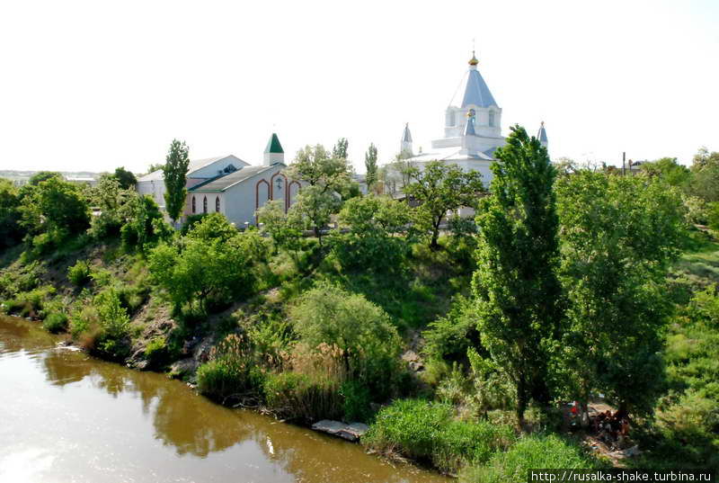 Белая калитва храмы