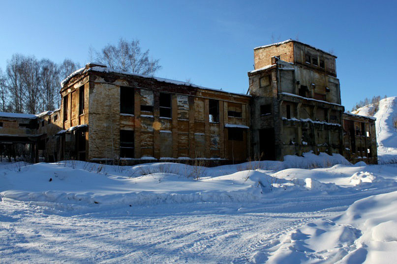 Дегтярск. Заброшенные строения Дегтярск, Россия