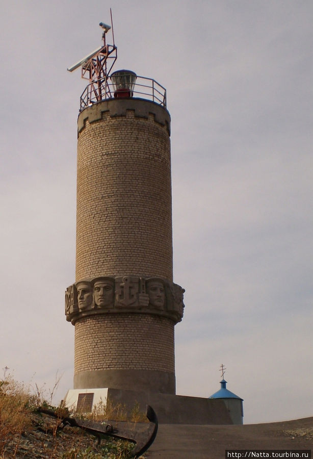 Памятник-маяк Большой Утриш, Россия