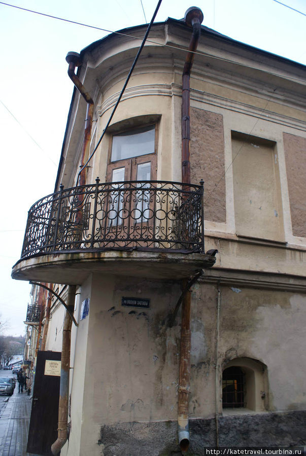 Суворовский дом