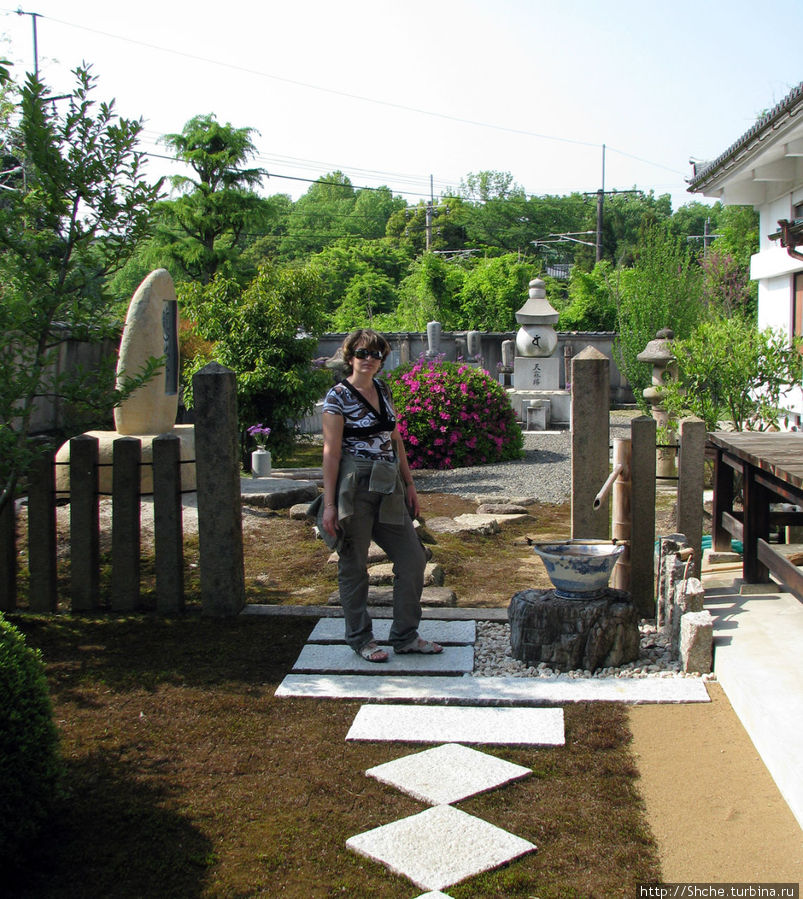небольшое кладбище Тадзими, Япония