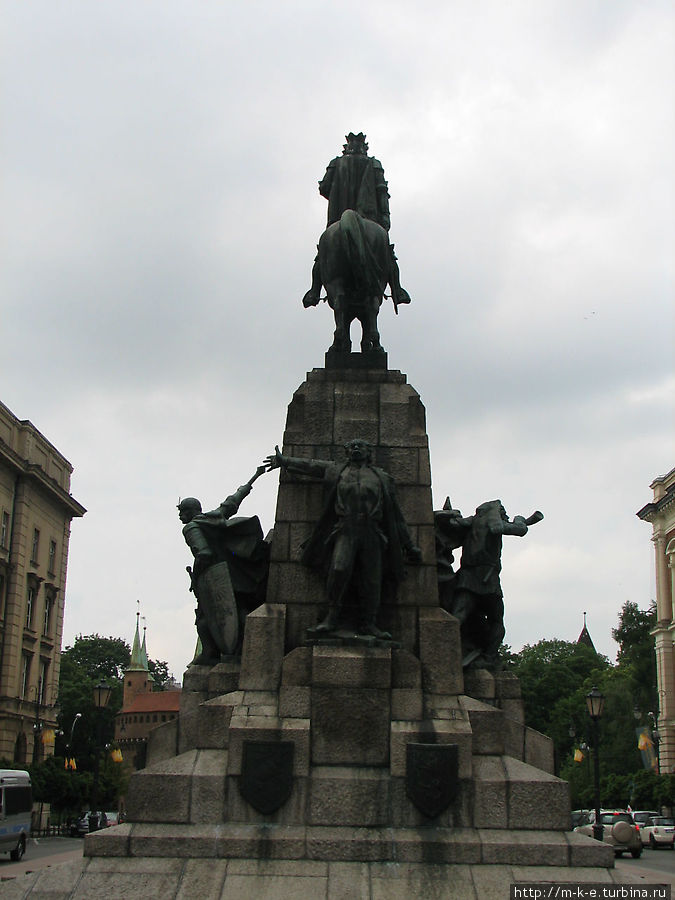 Монумент — вид с тыла Краков, Польша