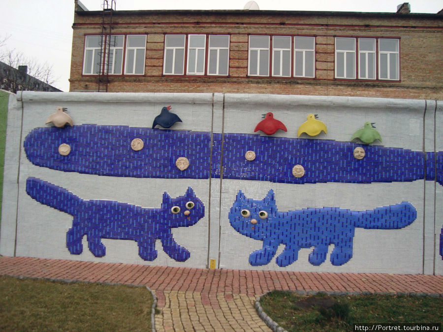 Киев: коты-сороконожки и слоны-фонтаны Киев, Украина