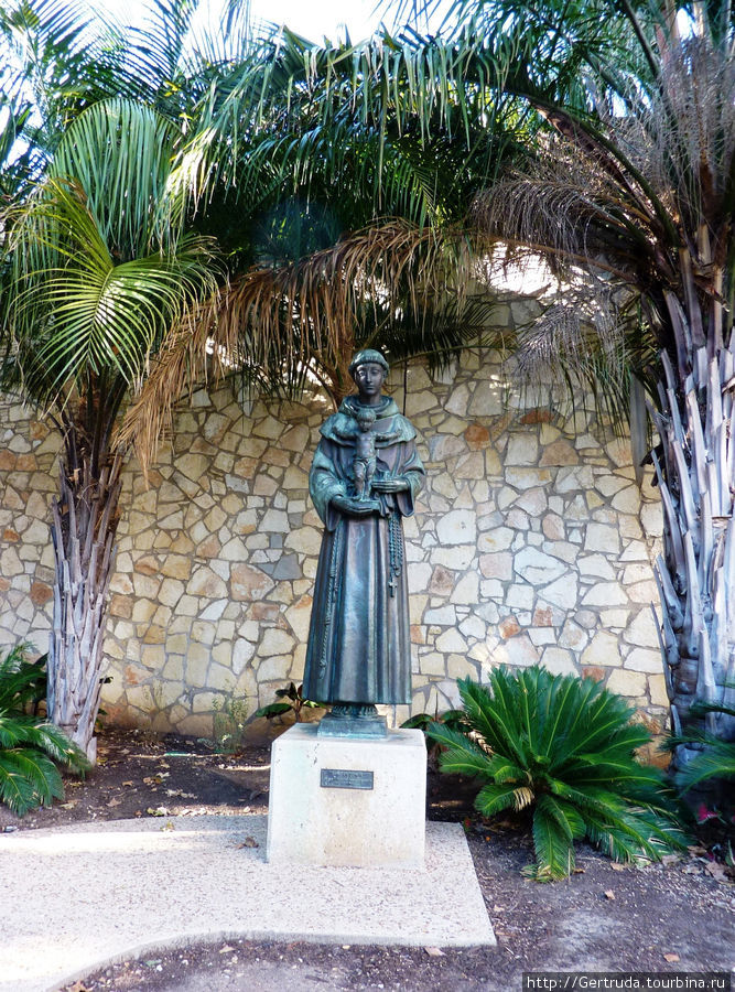 Святой Антоний —  San Antonio de Padua Сан-Антонио, CША