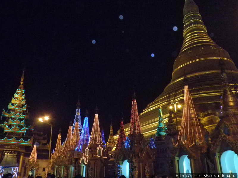 Ночной Шведагон Янгон, Мьянма