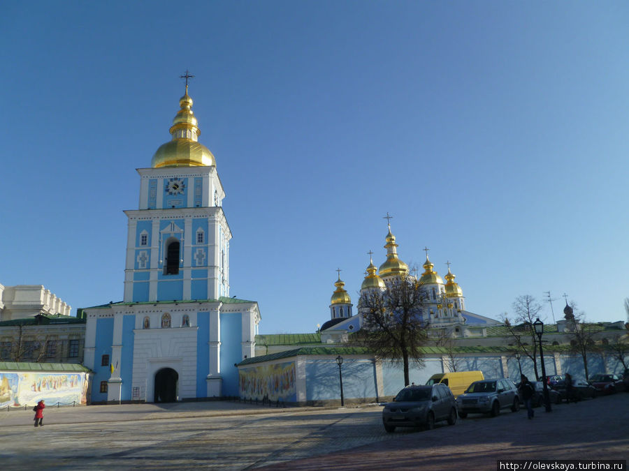 Златоверхий Михайловский монастырь Киев, Украина