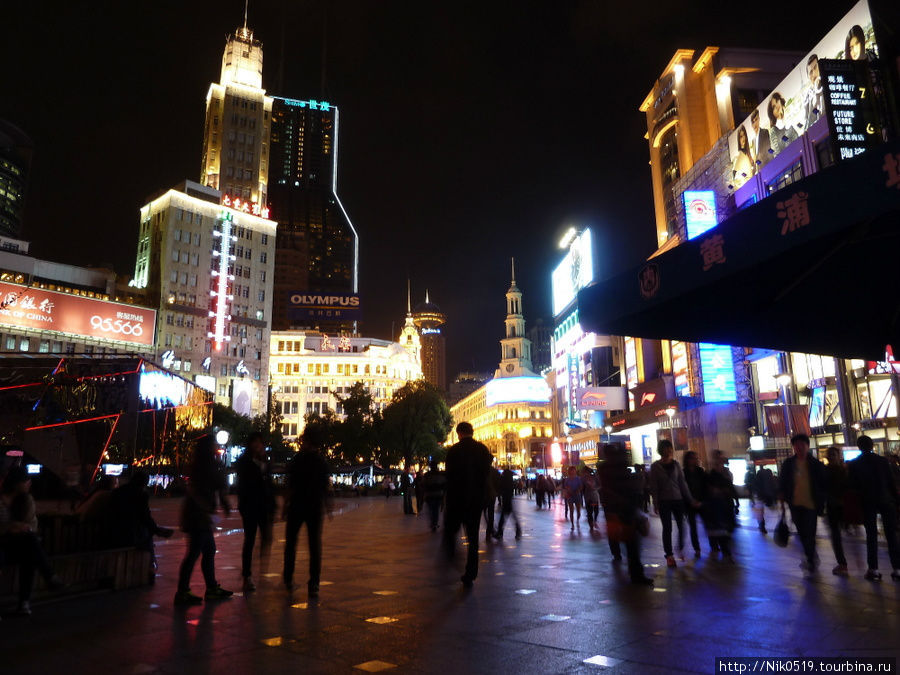 Прогулка по ночному Шанхаю Шанхай, Китай