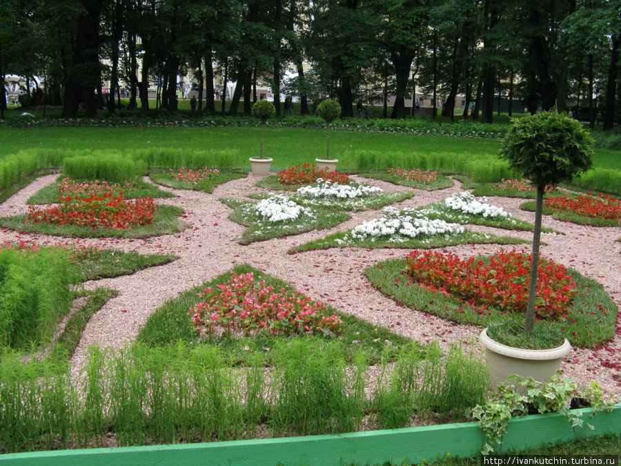 Императорские сады в Петербурге Санкт-Петербург, Россия