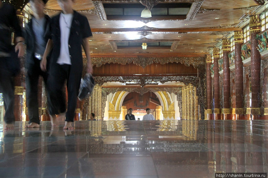 Священная лестница Янгон, Мьянма